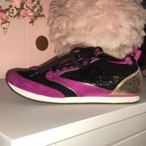 Juicy Couture tennis shoes Size 7